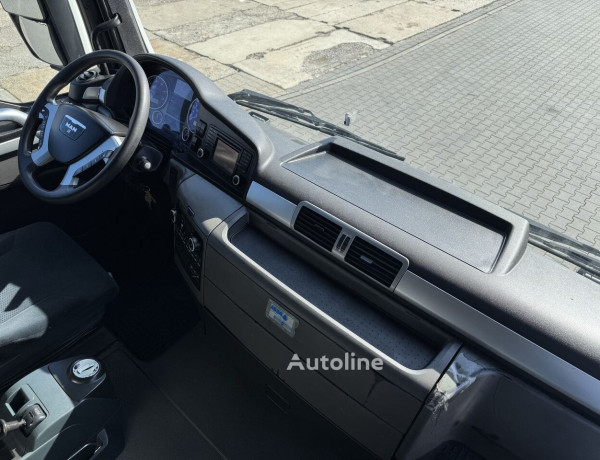 Ciężarówka podwozie MAN TGX 26.360