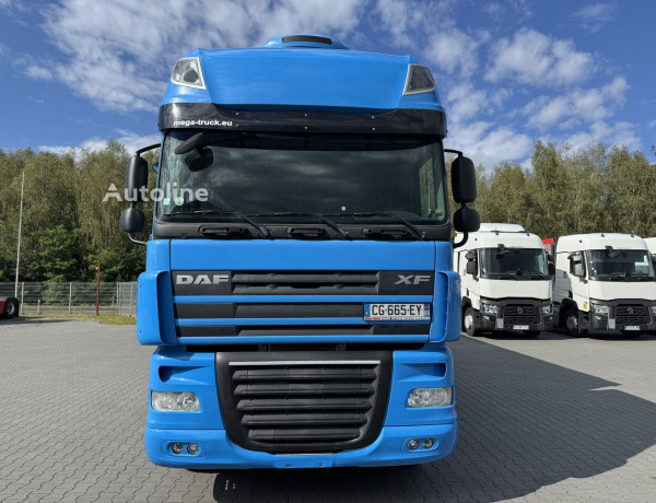 Ciężarówka firanka DAF XF 105 410 ATe winda retarder air integral import France